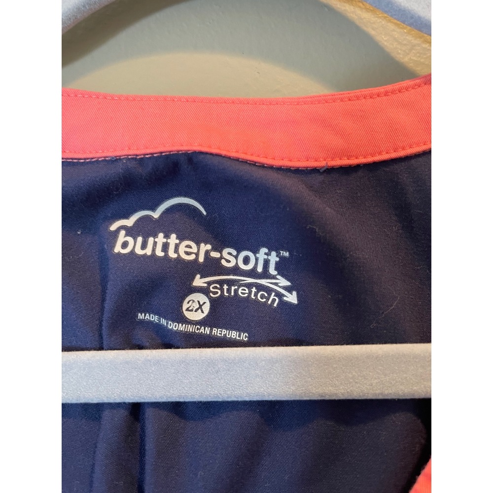 Butter-Soft Stretch Scrub Top Womens 2X Navy Grey Pink Colorblock V-Neck Pockets - Picture 4 of 12